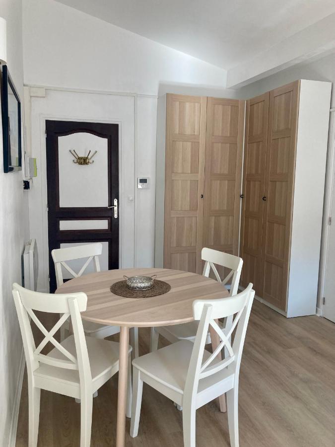 Charming 1 Bedroom Flat, Biarritz Center With Pool And Car Park Exteriér fotografie