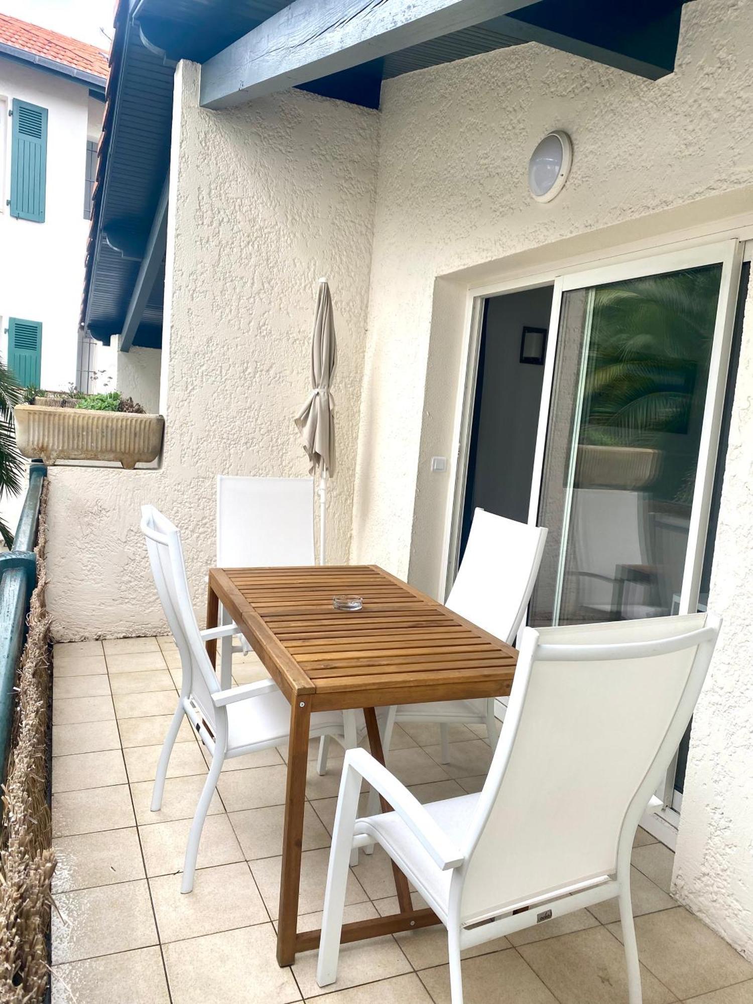 Charming 1 Bedroom Flat, Biarritz Center With Pool And Car Park Exteriér fotografie