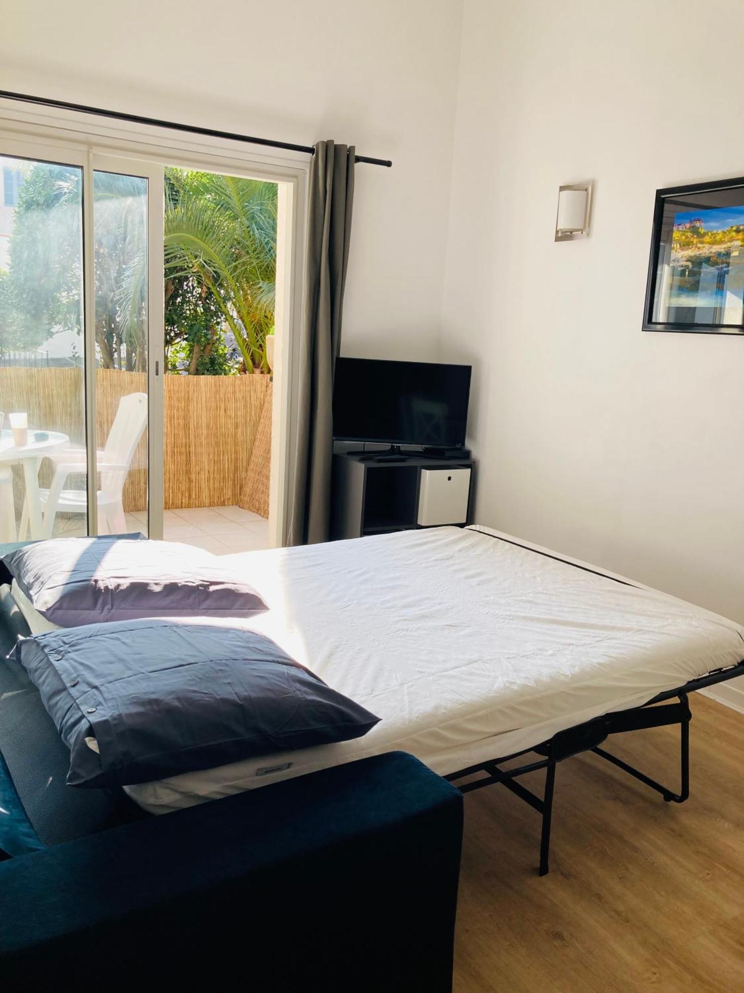 Charming 1 Bedroom Flat, Biarritz Center With Pool And Car Park Exteriér fotografie